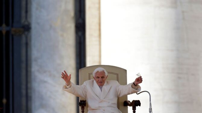 Emeritierter Papst Benedikt XVI. gestorben