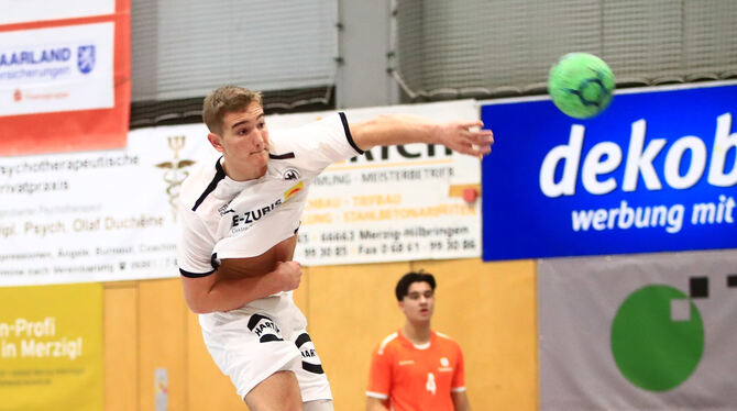 Mit der deutschen U 19-Auswahl erfolgreich: Der Mössinger Florian Budde.  FOTO: WEISS