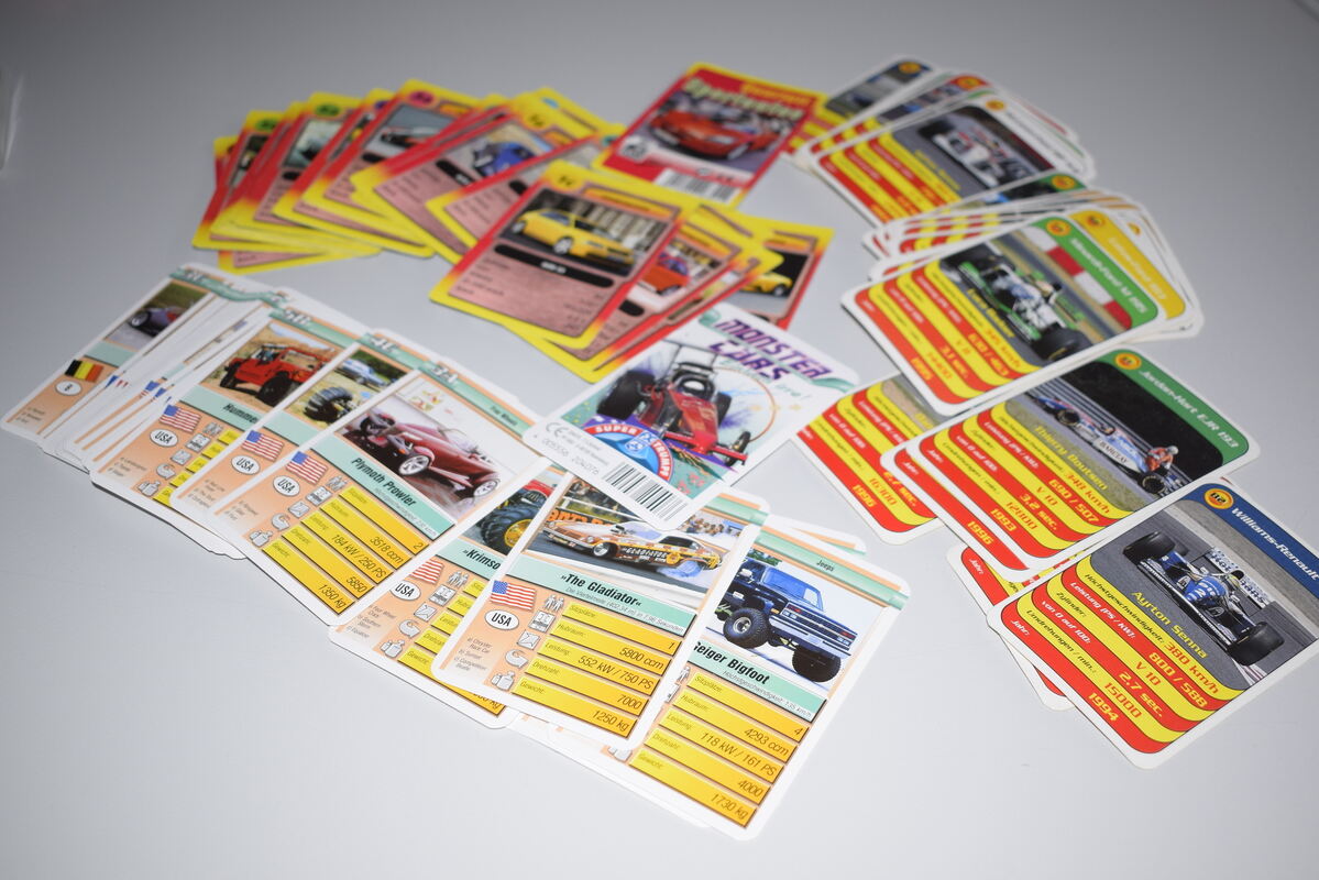 Das Spiel Autoquartett oder auch Supertrumpf steht bis heute im Verdacht mehrere Generationen von Autonarren hervorgebracht zu h