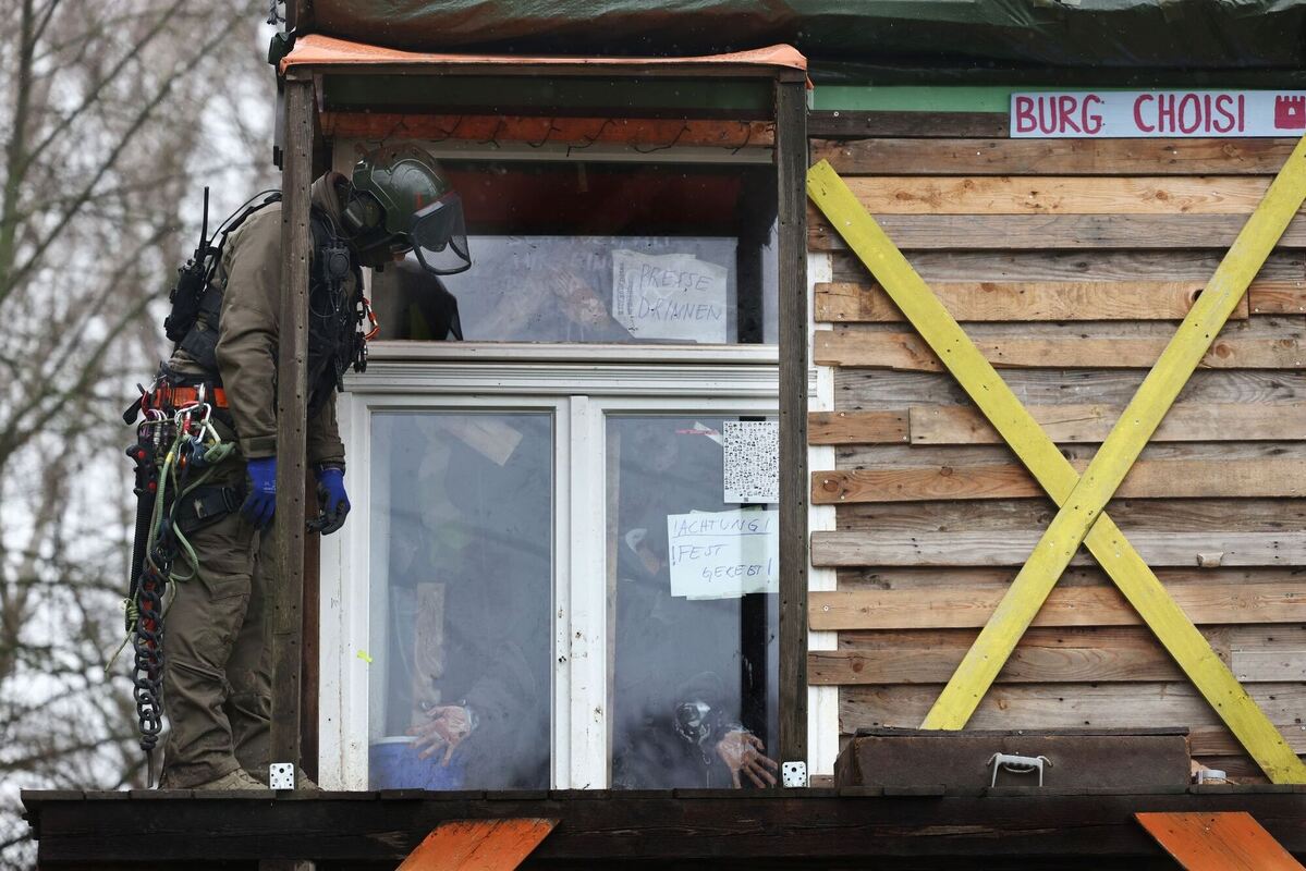 Festgeklebt Festgeklebt