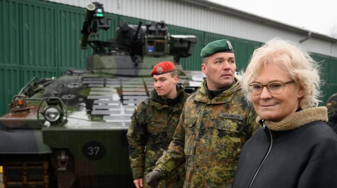 Lambrecht besucht Marder-Kompanie Lambrecht besucht Marder-Kompanie