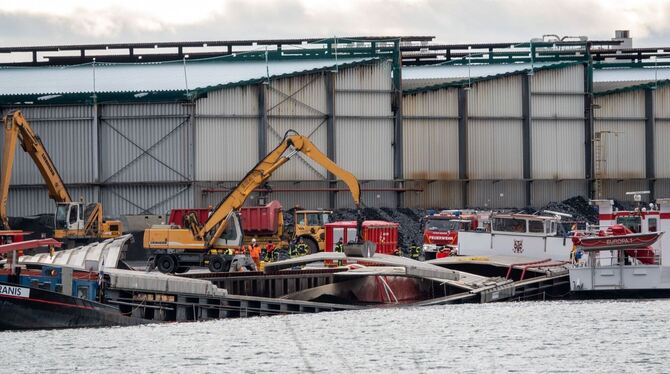 100 Meter langes Boot