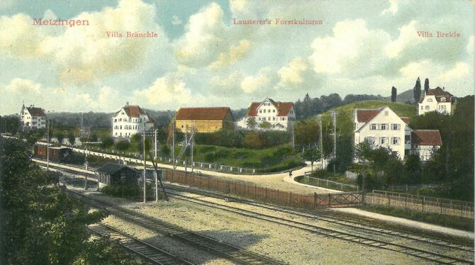 Die Goethestraße lief früher parallel zur Eisenbahn. Nach dem Ausbau Anfang der  1980er-Jahre wurde sie in Noyonallee umbenannt.
