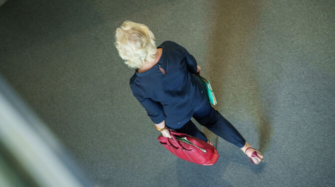 Verteidigungsministerin Christine Lambrecht (SPD) tritt zurück.