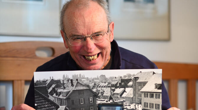 Wolfgang Geisel freut sich, die Geschichte von Reutlingen und Reicheneck in seinen Bildern festzuhalten.  FOTOS: ZENKE