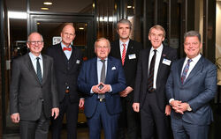  Neujahrsempfang der Reutlinger Kammern (von links): Landeshandwerkspräsident Rainer Reichhold, Joachim Eisert, Hauptgeschäftsfü