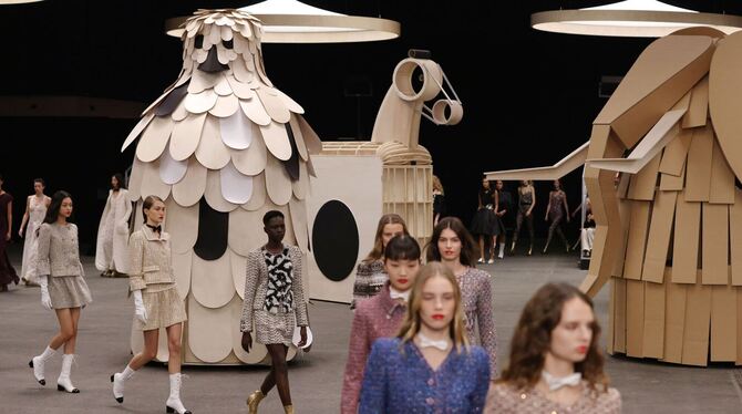 Haute Couture Schau Paris - Chanel