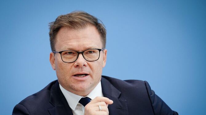 Carsten Schneider Carsten Schneider