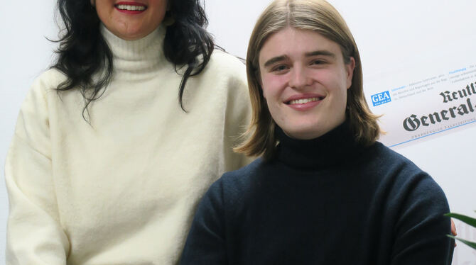 Pianistin Doriana Tchakarova und Sänger Hannes Nedele beim Besuch in der GEA-Redaktion. Nedele eröffnet das von Tchakarova gelei