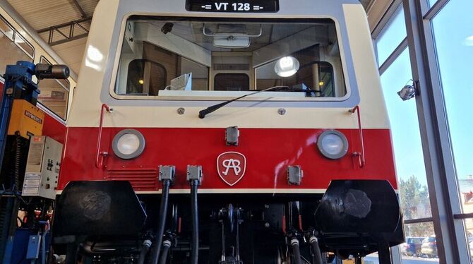 Der SAB-Triebwagen Vt 128 ist wieder repariert.  FOTO: SAB