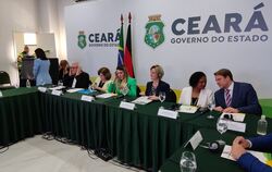 Wirtschaftsministerin Nicole Hoffmeister-Kraut (Mitte) beim Treffen mit der Landesregierung von Ceará. Links neben ihr Vize-Gouv