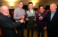 Sie freuen sich auf eine positive Zukunft der Metzinger und Neuhäuser Weingärtnergenossenschaft: (von links) Aufsichtsratsvorsit