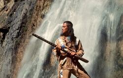 Pierre Brice als Apachen-Häuptling Winnetou im Film »Winnetou III«  FOTO: DPA