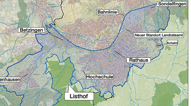 56 Prozent der Stadtfläche: Die blaue Linie umrandet das gewünschte Gesamtgebiet auf Reutlinger Gemarkung.  GRAFIK: REPRO/STADT