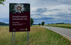 Der Weg führt ins Biosphärengebiet: Die Gemeinde Sonnenbühl will sich um eine Aufnahme bewerben.  FOTO: FISCHER