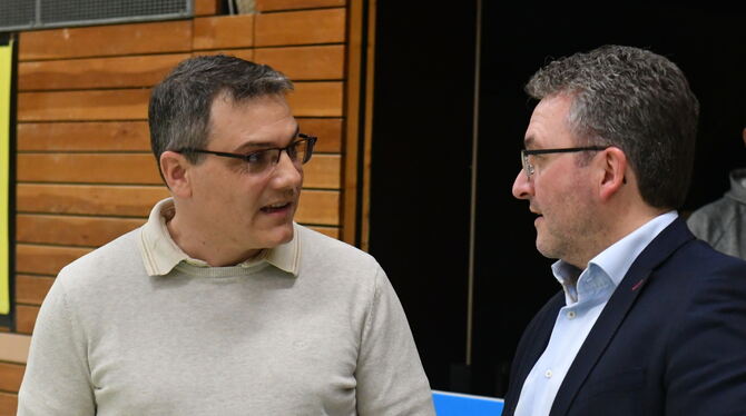 Der Mössinger CDU-Stadtrat Dirk Abel (links) will es Michael Bulander gleichmachen und Oberbürgermeister werden – allerdings in