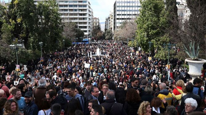 Demonstration nach Zugunglück in Griechenland
