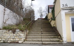 Die Treppe zwischen Berg- und Panoramastraße ist in schlechtem Zustand.  FOTO: WURSTER