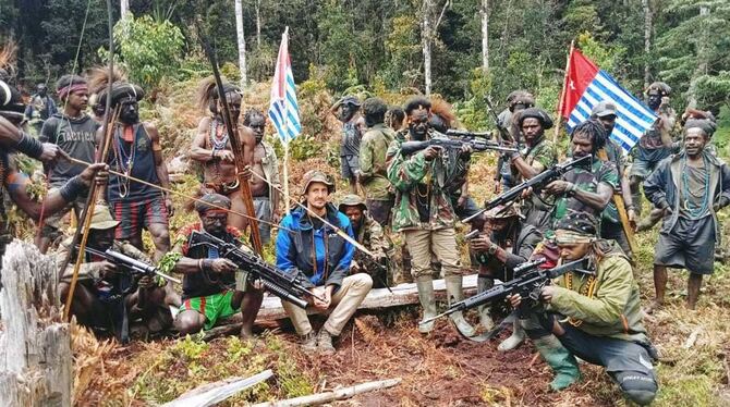 Pilot aus Neuseeland in Rebellenhand in Papua