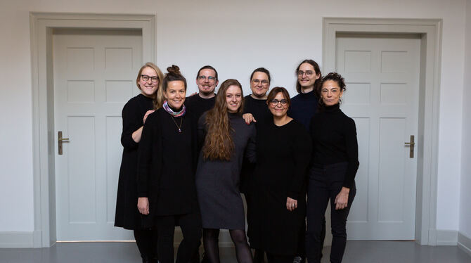 Akteurinnen und Akteure des Tübinger Start-ups Kune auf einem Gruppenbild (von links): Jessica Plautz, Laura Vogler, Maik-Sören