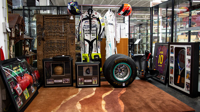Die seltensten Relikte aus der Sportgeschichte stehen bald in einem Stuttgarter Auktionshaus zur Versteigerung. FOTOS: ROTHFUSS