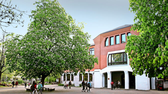 Das Hauptgebäude der Waldorfschule Uhlandshöhe in Stuttgart. FOTO: FISCHER