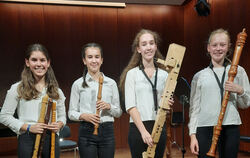 Auch vier Blockflötistinnen von der Musikschule Steinlach holten Preise.  FOTO: PR