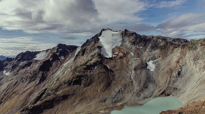 Der Kaltenberg mit seinem Gletscher darf als Hausberg der Reutlinger im Klostertal gelten. Wie sich der Gletscher zurückzieht, h