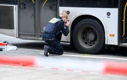 Junge in Hamburg von Bus überrollt