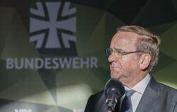 Verteidigungsminister Boris Pistorius (SPD) baut die Führungsebene der Bundeswehr um.  FOTO: BECKER/DPA 