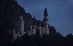Schloss Neuschwanstein im Dunkeln