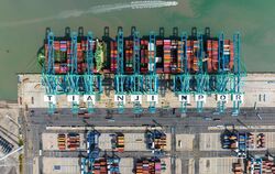 Containerhafen in China