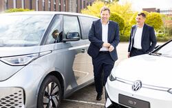 SPD-Vorsitzender Klingbeil besucht Volkswagen Stammwerk