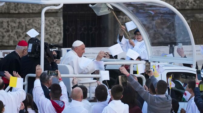 Papst Franziskus besucht Ungarn