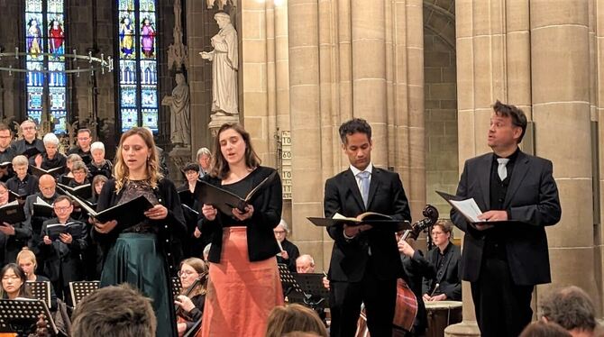 Das Solistenquartett Johanna Pommranz (von links), Filippa Möres-Busch, Marcus Elsäßer und Michael Marz trat mit der Kantorei un