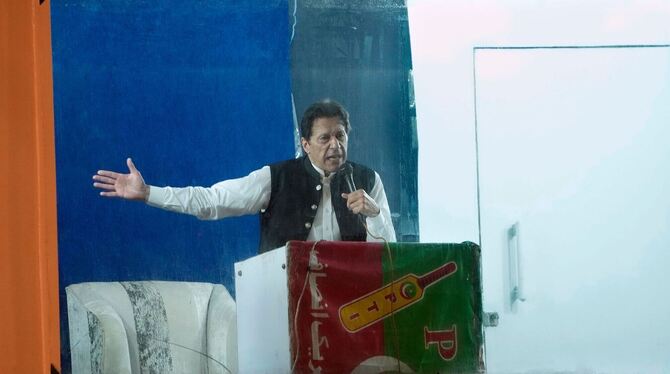 Pakistans Ex-Premier Imran Khan