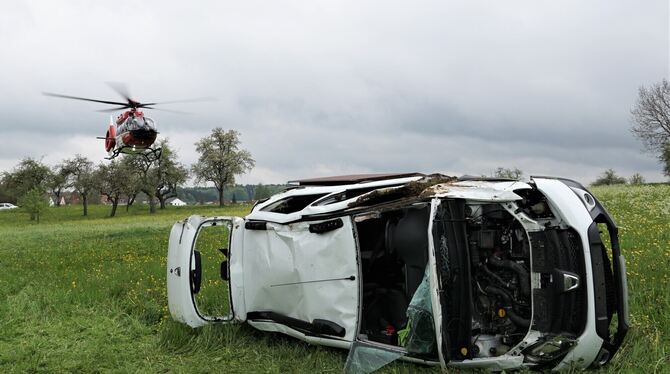 Schwerer Unfall zwischen Ödenwaldstetten und Bernloch.