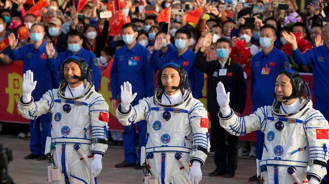 Chinesische Astronauten