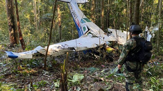 Flugzeugabsturz im Dschungel