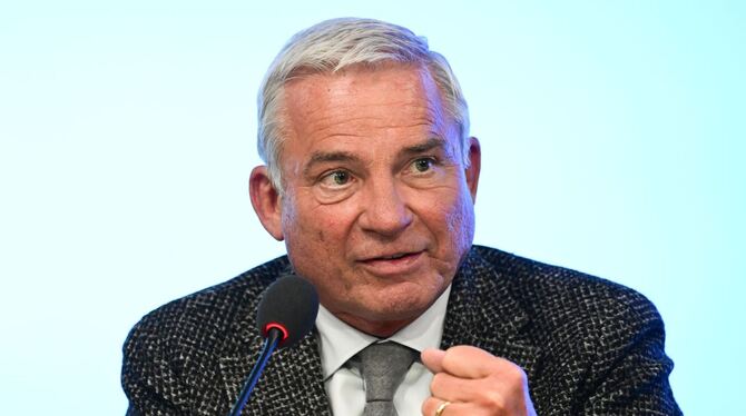 Thomas Strobl Thomas Strobl