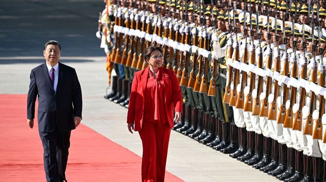 Honduras Präsidentin Castro besucht China