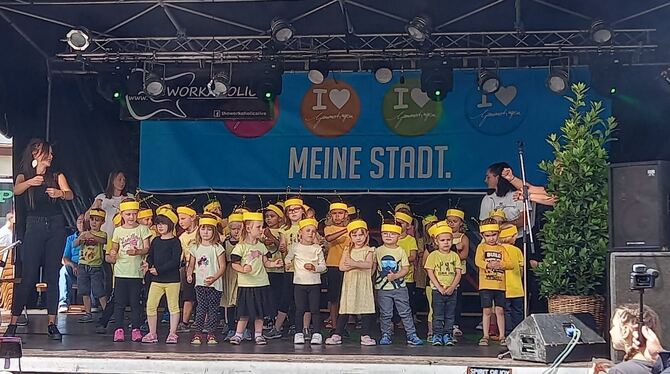 Auf der Schaubühne ist immer was geboten.  FOTO: ORGATEAM/ARCHIV