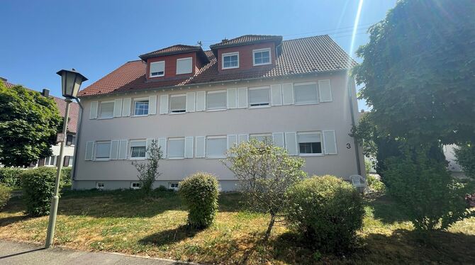 Laut einer Nachbarin wurde die tote 22-Jährige in diesem Haus in Mössingen gefunden.