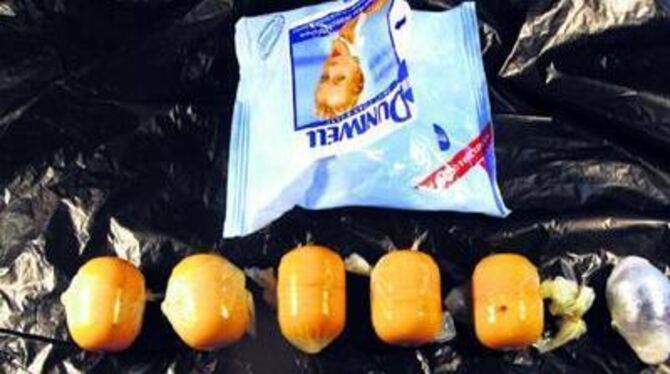 Überraschung in Plastikbehältern von Überraschungseiern: In ihnen versteckten die Dealer Heroin.
FOTO: PD