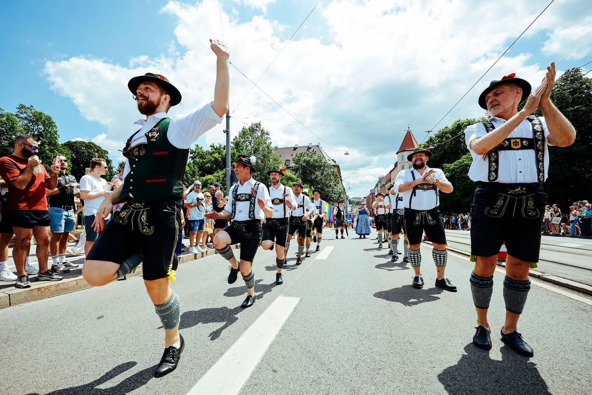 Tradition trifft CSD