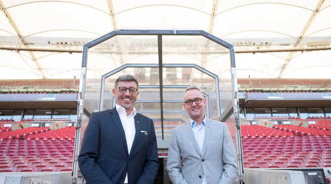 Aufbruch zu neuen Ufern? Alexander Wehrle (rechts), Vorstandsvorsitzender der VfB Stuttgart 1893 AG, und Präsident Claus Vogt na
