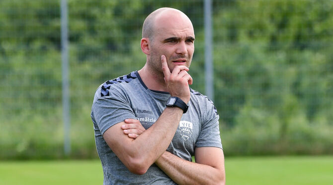 Akribisch, kommunikativ und modern: Trainer Daniel Güney. FOTO: SCHUELLER/EIBNER