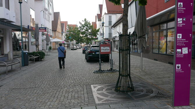So leer geht’s in der Reutlinger Straße selten zu. Dennoch dürften mehr Leute durch den verkehrsberuhigten Mittelteil flanieren.