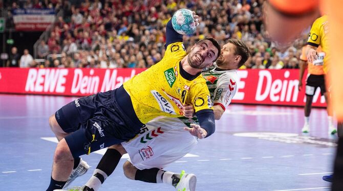 Jannik Kohlbacher (l)