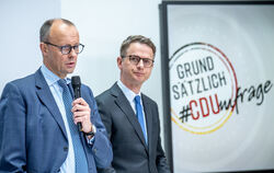 Friedrich Merz, CDU-Bundesvorsitzender und Fraktionsvorsitzender, mit seinem neuen Generalsekretär:  Carsten Linnemann.  Foto: K